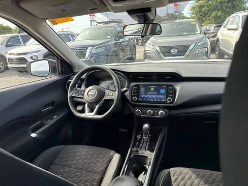Used 2023 Nissan Kicks SV FWD image 19