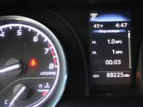 Used 2020 Toyota Camry SE image 22