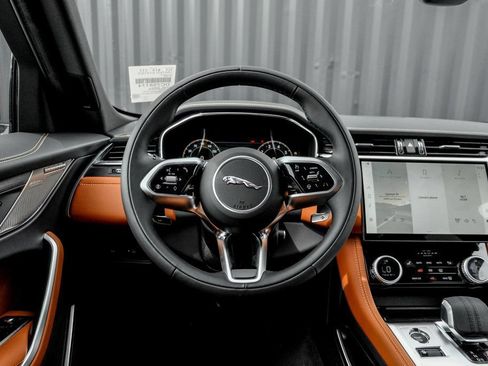 New 2026 Jaguar F-PACE R-Dynamic S AWD/4WD image 17