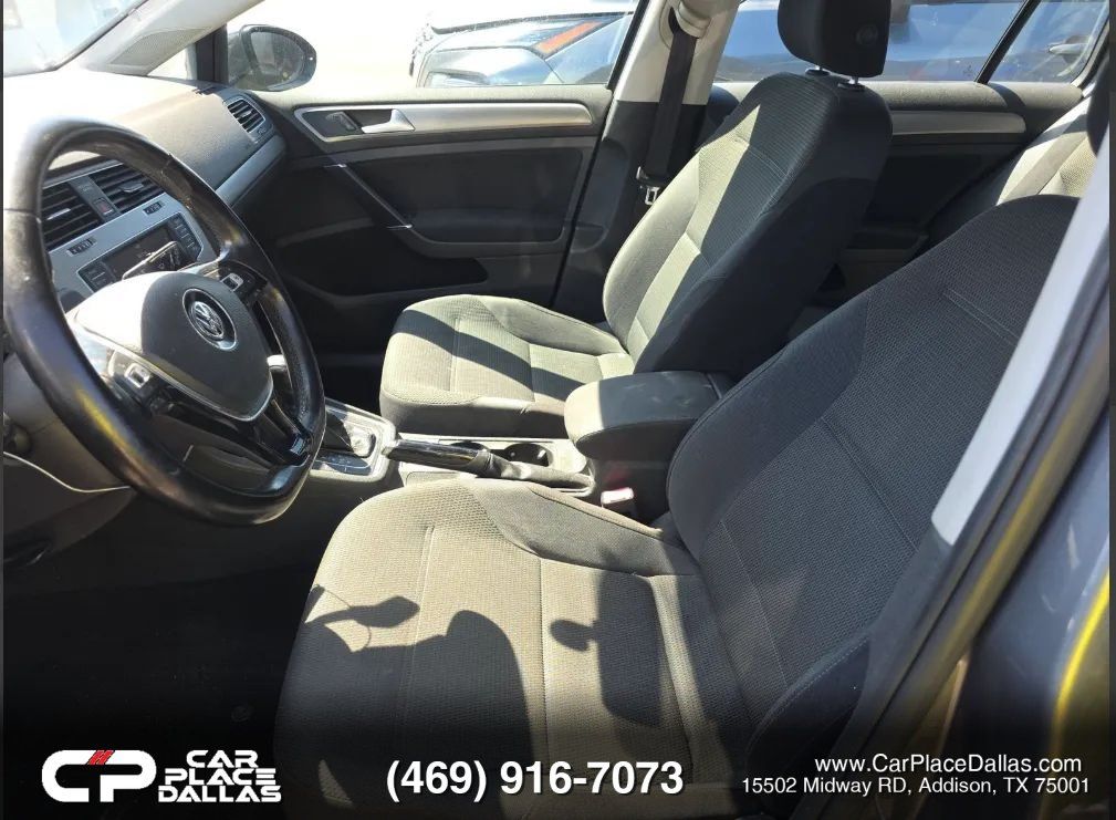 Used 2017 Volkswagen Golf S FWD image 9