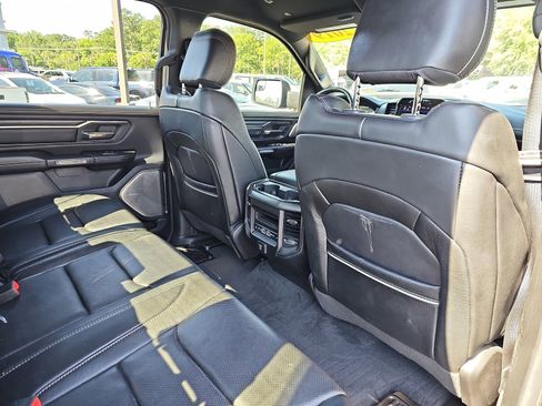Used 2019 RAM 1500 Limited AWD/4WD image 11