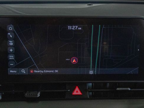 Used 2025 Kia Sportage EX image 5