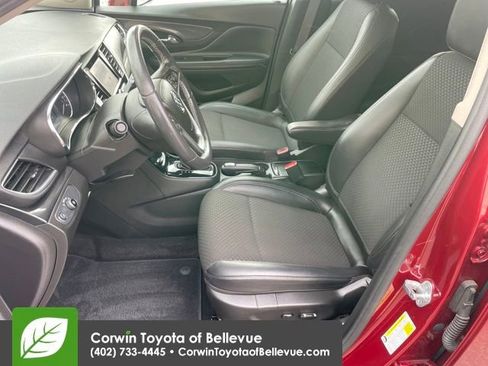 Used 2022 Buick Encore Preferred w/ Safety Package image 9