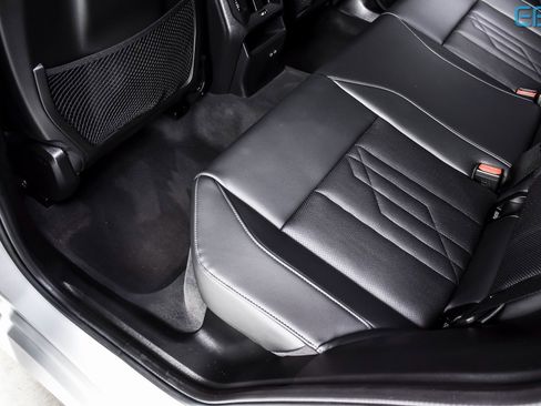 Used 2025 BMW X3 xDrive30i w/ M Sport Package image 21