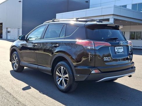 Used 2016 Toyota RAV4 XLE image 4