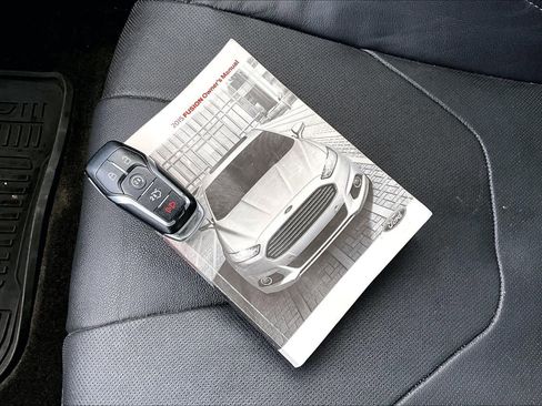 Used 2015 Ford Fusion Titanium image 14