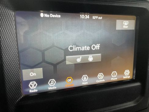 Used 2019 Jeep Wrangler Rubicon w/ Cold Weather Group image 31