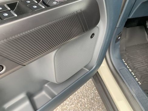 New 2025 Ford Maverick Lariat w/ Black Appearance Package AWD/4WD image 21