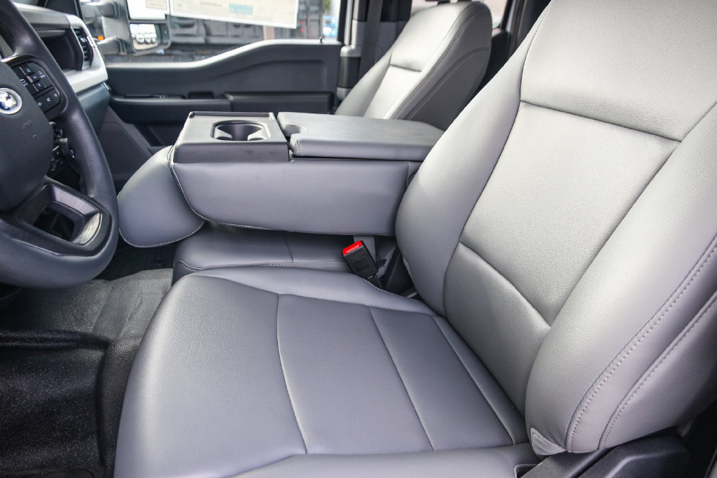 New 2026 Ford F550 4x4 SuperCab Super Duty image 21