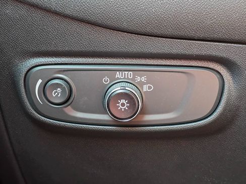 Used 2023 Chevrolet Equinox LT AWD/4WD image 22