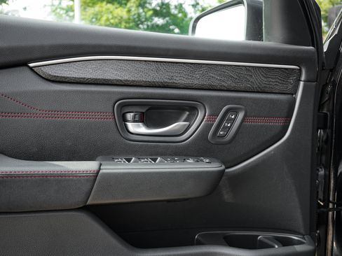 Used 2026 Honda Pilot Black Edition image 15
