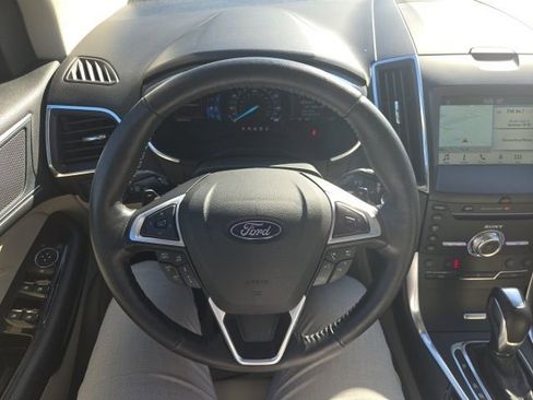 Used 2018 Ford Edge Titanium w/ Equipment Group 302A FWD image 30