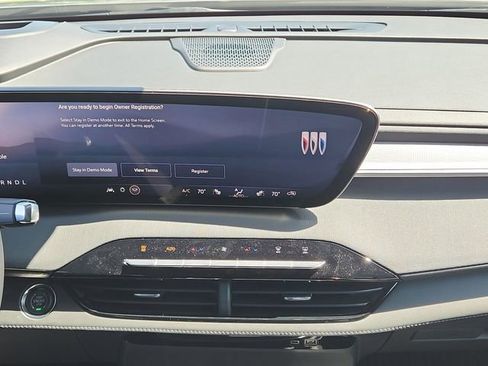 New 2026 Buick Enclave Sport Touring w/ Power Package FWD image 26