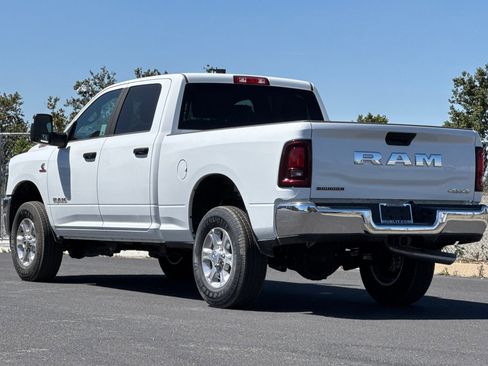 New 2026 RAM 3500 Big Horn AWD/4WD image 5