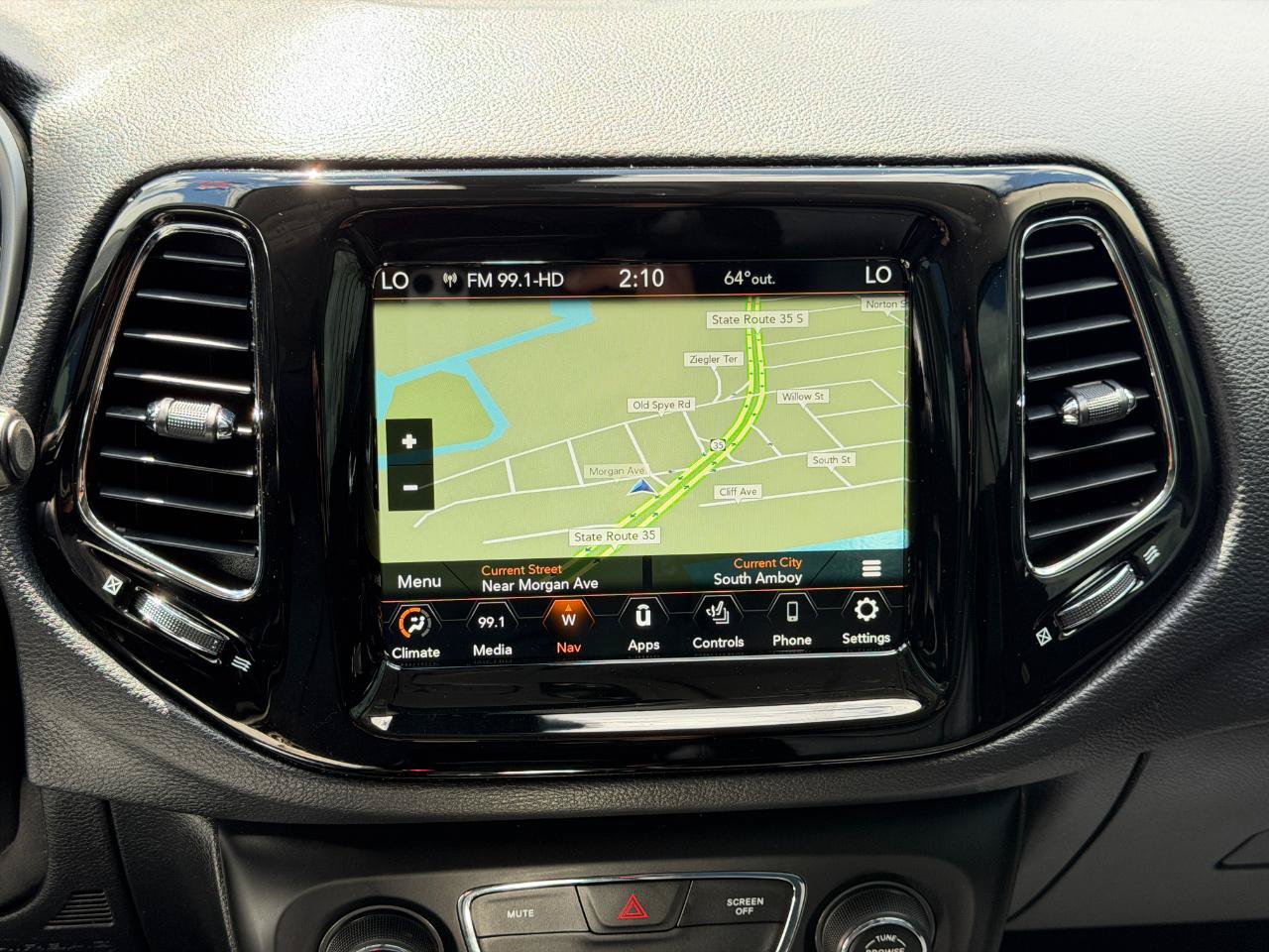 Used 2020 Jeep Compass Limited AWD/4WD image 21