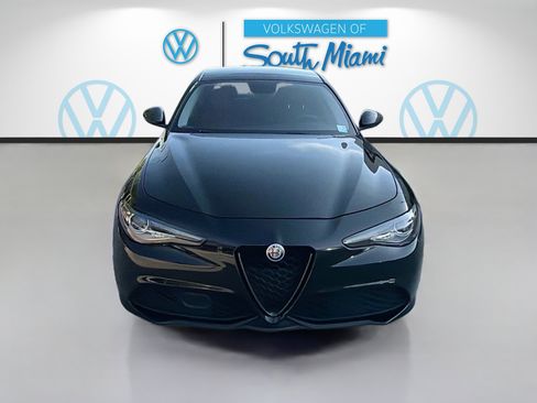 Used 2019 Alfa Romeo Giulia w/ Quick Order Package 22K Sport RWD image 2