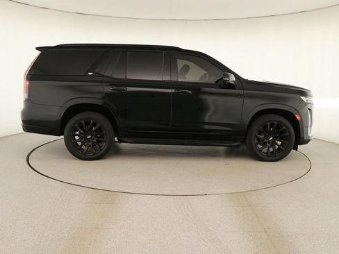 Used 2022 Cadillac Escalade Sport w/ LPO, ONYX Package AWD/4WD image 8