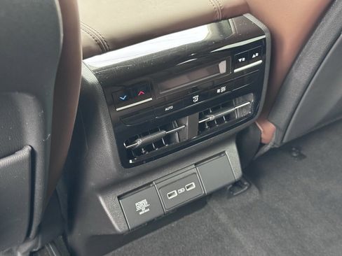 Used 2024 Acura MDX FWD w/ Technology Package image 34