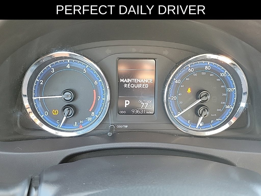 Used 2017 Toyota Corolla LE FWD image 22