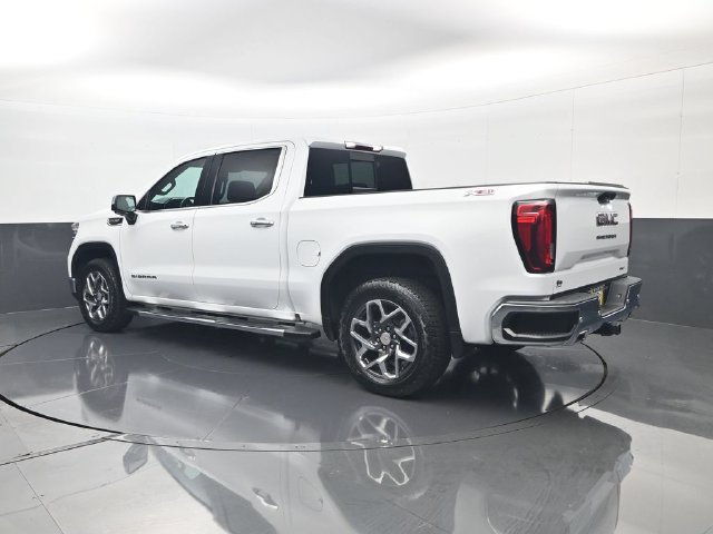Used 2023 GMC Sierra 1500 SLT w/ SLT Premium Plus Package AWD/4WD image 7