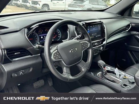 Used 2023 Chevrolet Traverse RS AWD/4WD image 7