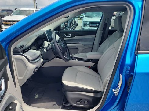 Used 2022 Jeep Compass Latitude w/ Convenience Group FWD image 21