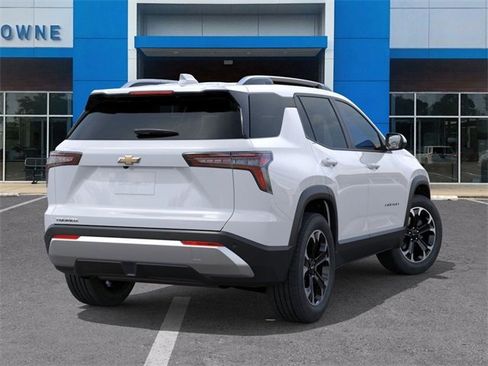 New 2026 Chevrolet Equinox LT image 4