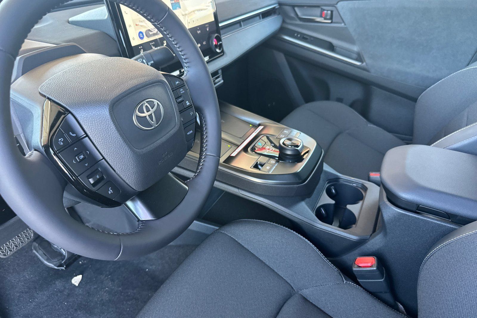 New 2026 Toyota C-HR AWD/4WD image 9