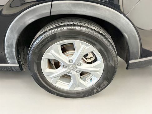 Used 2023 Honda HR-V LX image 11