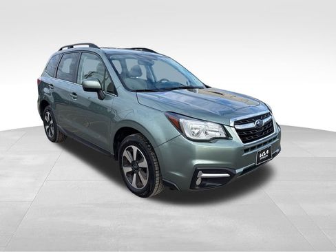 Used 2018 Subaru Forester 2.5i Limited image 7