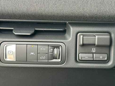 New 2026 GMC Sierra EV Elevation image 28