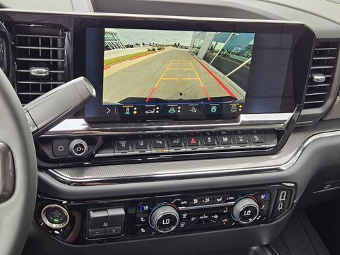 New 2026 Chevrolet Silverado 2500 ZR2 AWD/4WD image 21