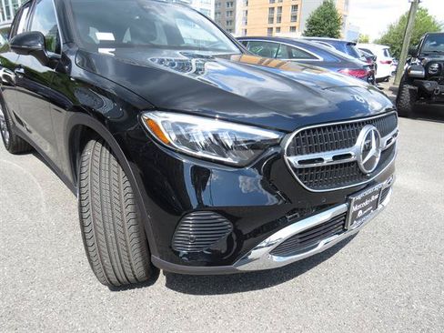 Used 2026 Mercedes-Benz GLC 300 4MATIC image 26