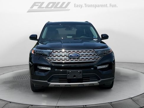 Used 2024 Ford Explorer Limited w/ Limited Technology Package AWD/4WD image 3