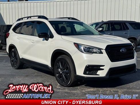 Used 2022 Subaru Ascent Onyx Edition image 1