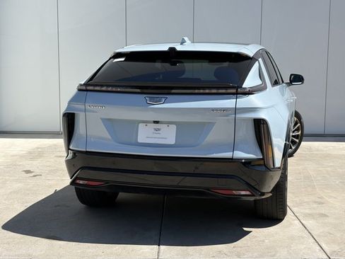 Certified 2024 Cadillac Lyriq Sport AWD/4WD image 7