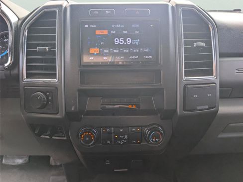 Used 2018 Ford F250 XLT image 26