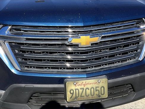 Used 2023 Chevrolet Traverse LT image 30