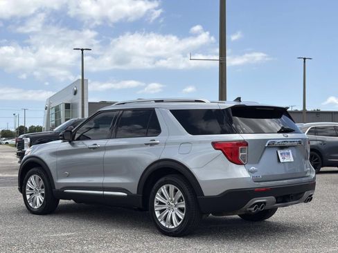 Certified 2024 Ford Explorer King Ranch w/ Technology Package AWD/4WD image 6