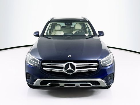 Used 2022 Mercedes-Benz GLC 300 4MATIC image 2