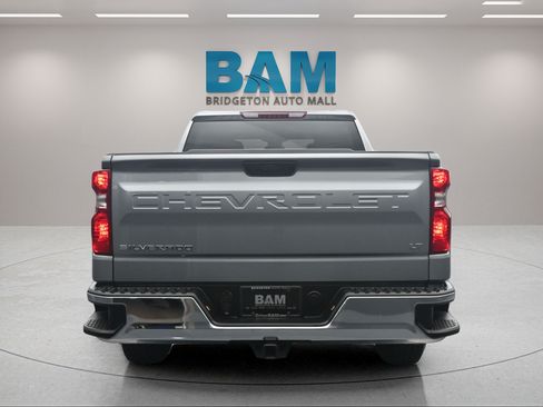 Used 2026 Chevrolet Silverado 1500 LT AWD/4WD image 5
