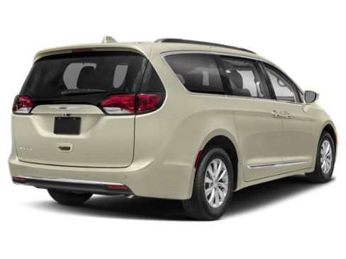 Certified 2020 Chrysler Pacifica Touring-L FWD image 3