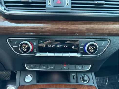 Used 2023 Audi Q5 2.0T Premium Plus w/ Premium Plus Package image 35