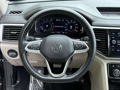 Used 2023 Volkswagen Atlas SEL AWD/4WD image 14