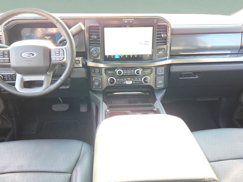 Used 2026 Ford F350 Lariat w/ Lariat Ultimate Package AWD/4WD image 13