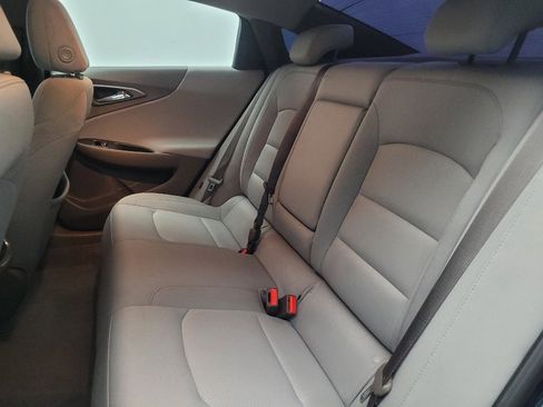 Used 2019 Chevrolet Malibu LT image 18