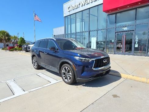 Used 2025 INFINITI QX60 Luxe w/ Vision Package AWD/4WD image 2