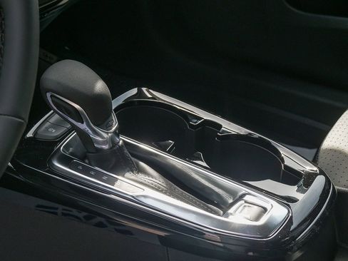 New 2026 Chevrolet Trax LT w/ Driver Confidence Package image 18