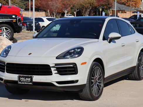 Used 2021 Porsche Cayenne Coupe image 4