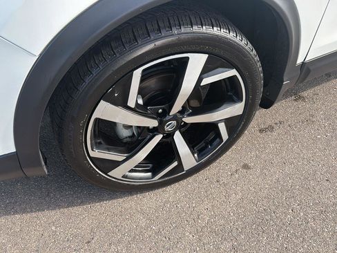 Used 2021 Nissan Rogue Sport SL AWD/4WD image 9
